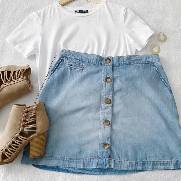 Urban Outfitters Dresses & Skirts - UO BDG Jean Button Down Skirt